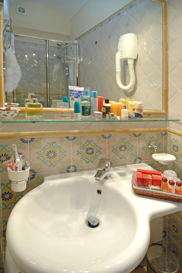 Amalfi Old Square Room & Apartments Dış mekan fotoğraf