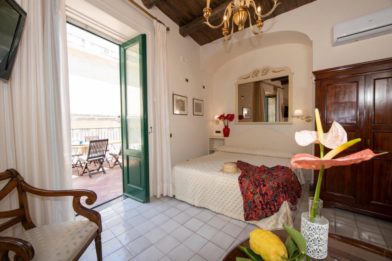 Amalfi Old Square Room & Apartments Dış mekan fotoğraf
