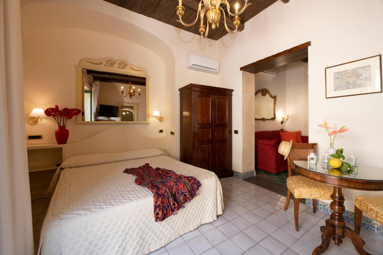 Amalfi Old Square Room & Apartments Dış mekan fotoğraf