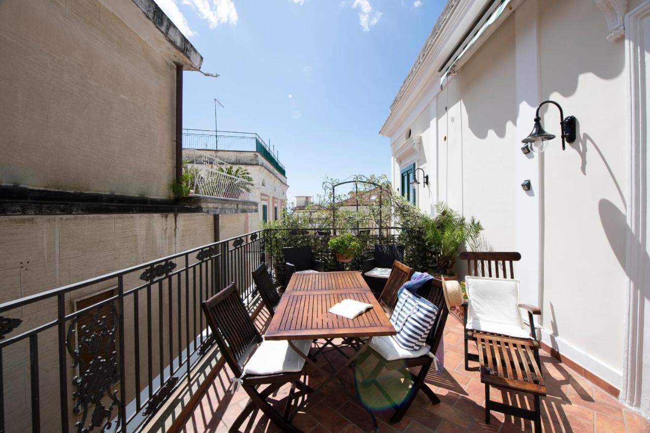Amalfi Old Square Room & Apartments Dış mekan fotoğraf
