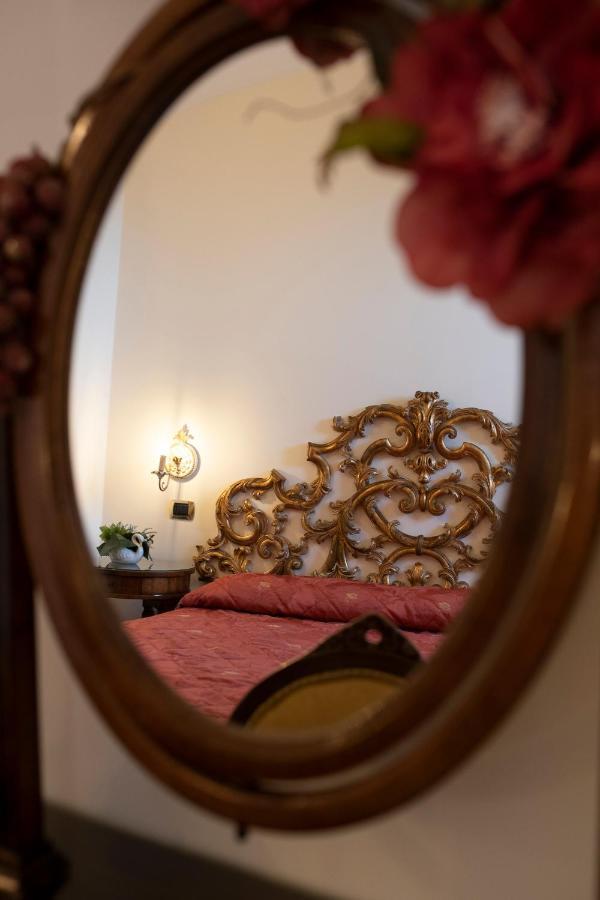 Amalfi Old Square Room & Apartments Dış mekan fotoğraf